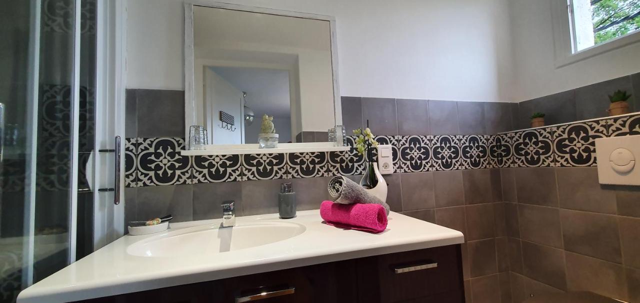 Villa Calme Et Detente Montbolo Екстериор снимка