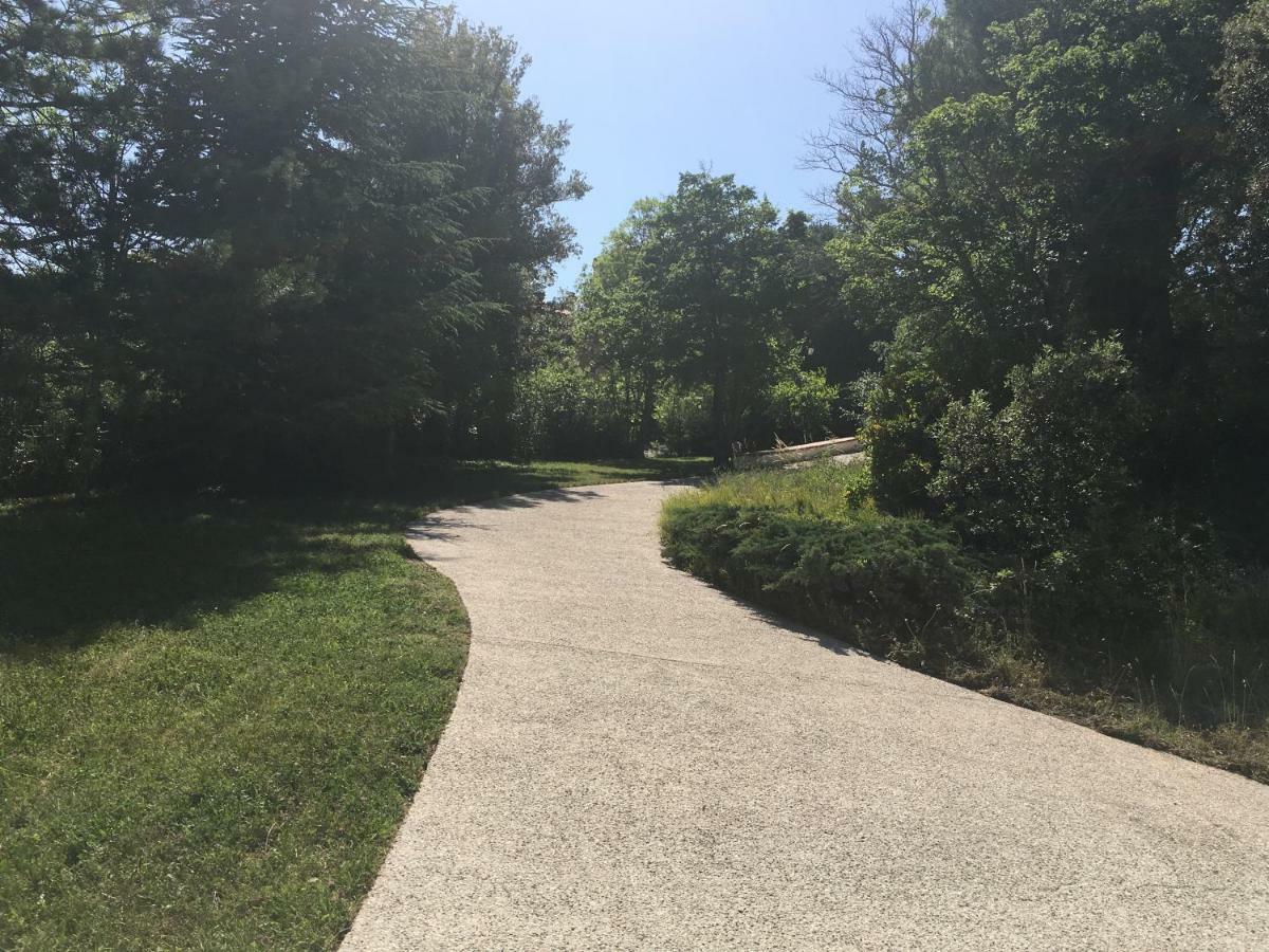 Villa Calme Et Detente Montbolo Екстериор снимка